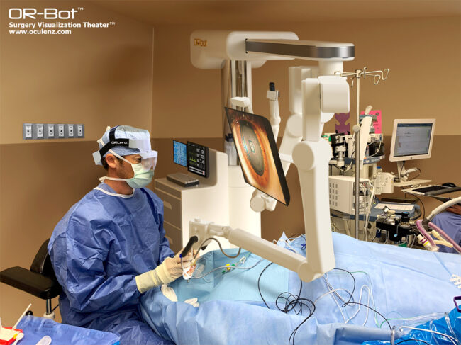 Surgeon using the ORlenz headset