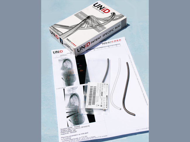 Product packaging with patient-specific surgical plan