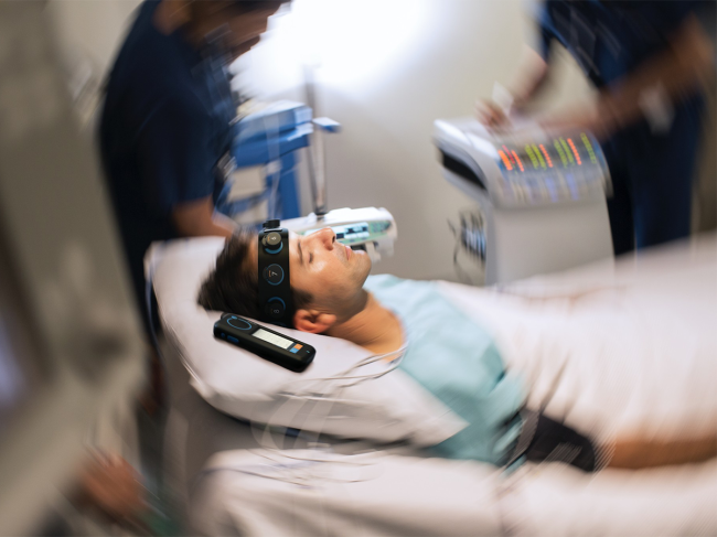 ICU patient with Rapid Response EEG device on head