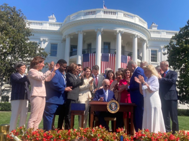 Group photo outside of the White House