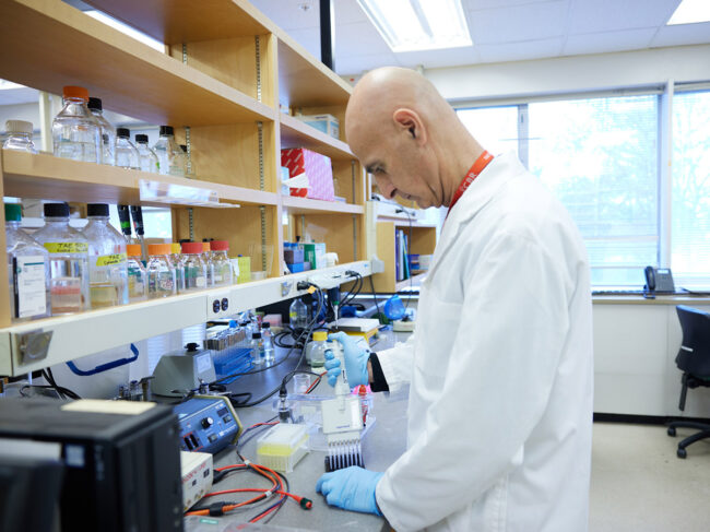 Asep Medical researcher in lab